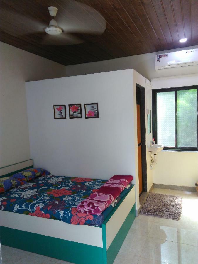 Anandi Villa Homestay Adhi Exterior photo
